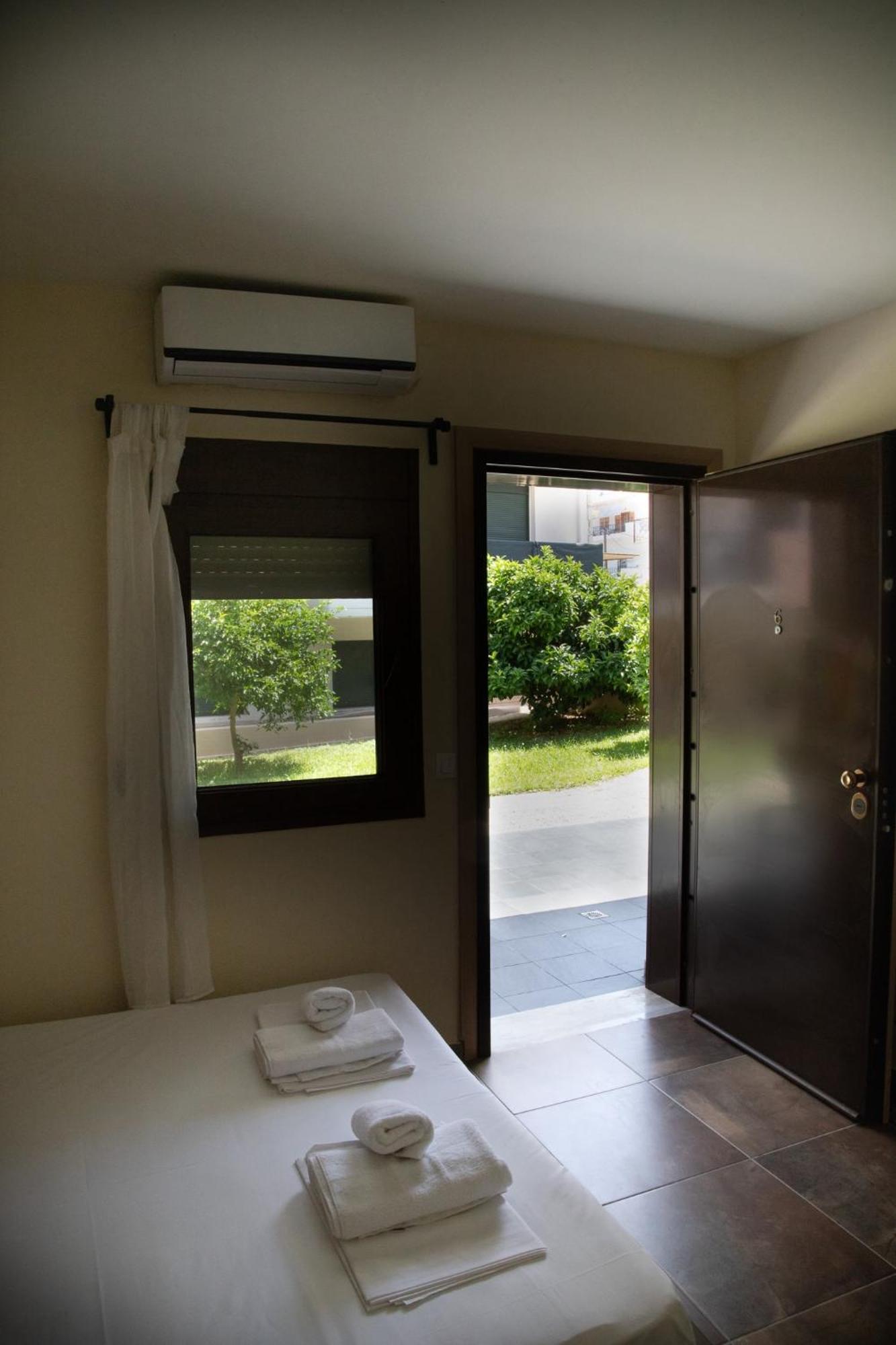 Sunset Apartment *